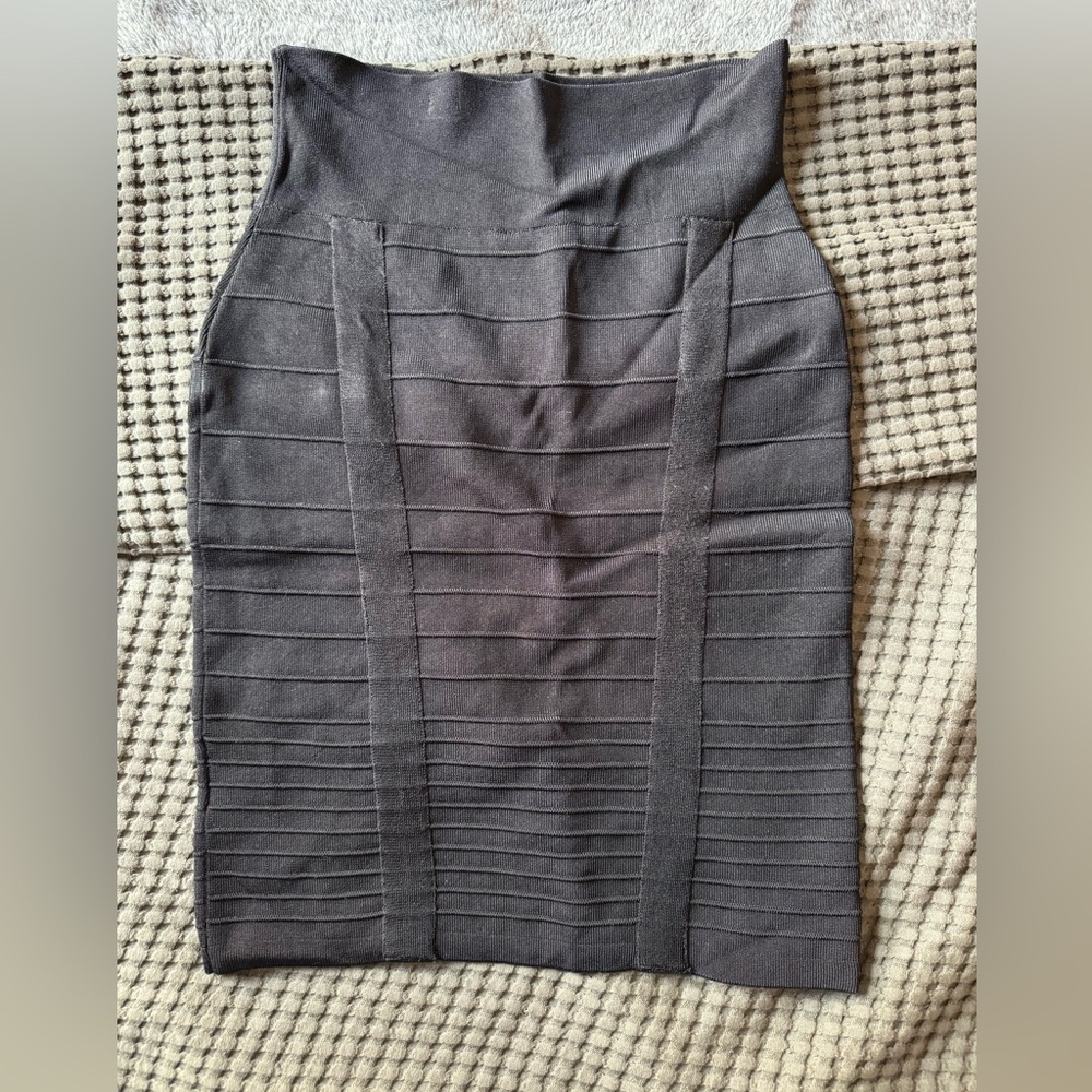 Rock & Republic bandage skirt, black size small.